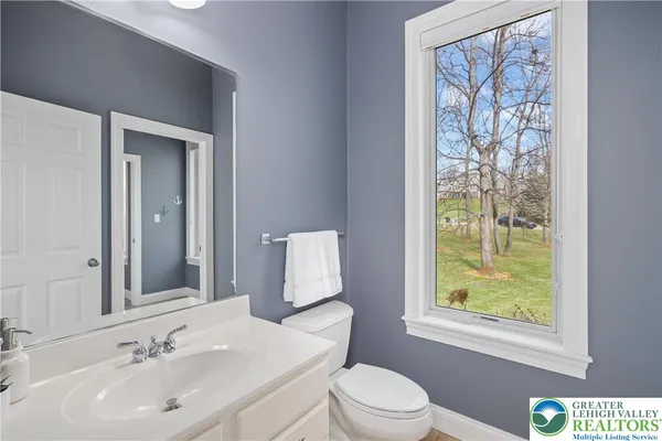 $1,165,000 | 6410 Sweetbriar Lane, Zionsville, PA 18092