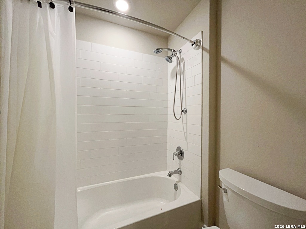 20832 Rindle Lane San Antonio, TX 78266 - Photo 37 of 54