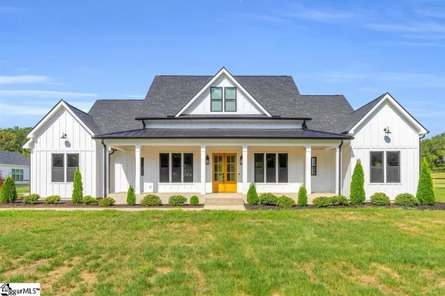 $5,495 | 164 Triangle Pine Road, Fountain Inn, SC 29644