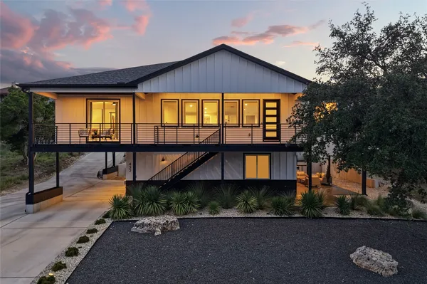 $998,000 | 432 Venture Boulevard South, Point Venture, TX 78645