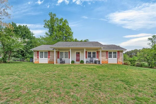 $334,000 | 1319 South Old Us Highway, Mount Airy, NC 27030