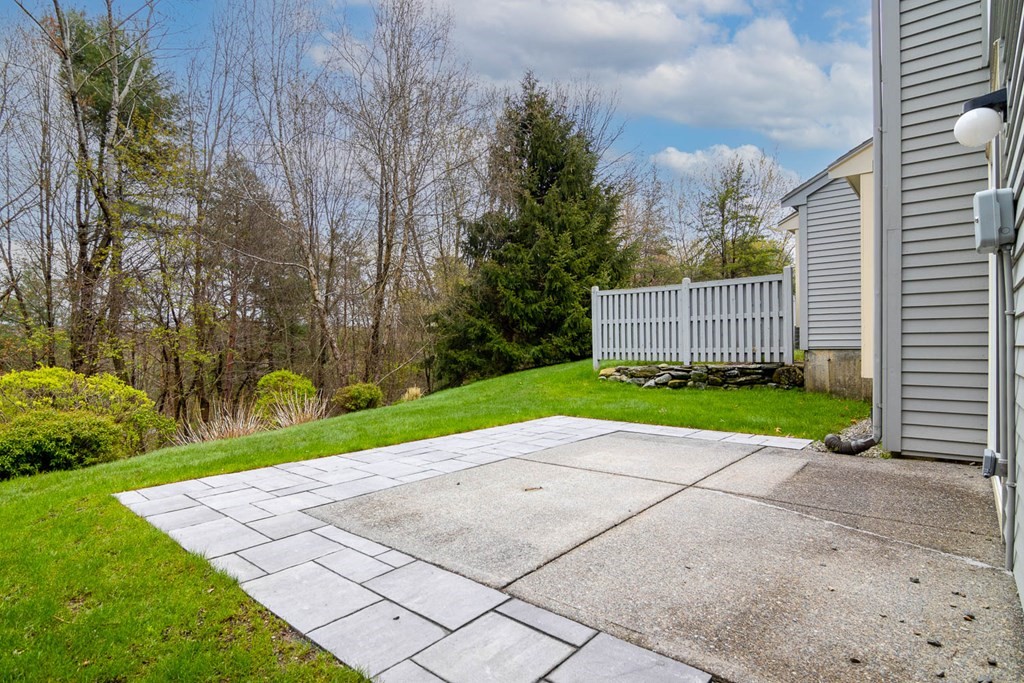 404 Ridgefield Circle, Unit A Clinton, MA 01510 - Photo 21 of 31 Gallery Image 21