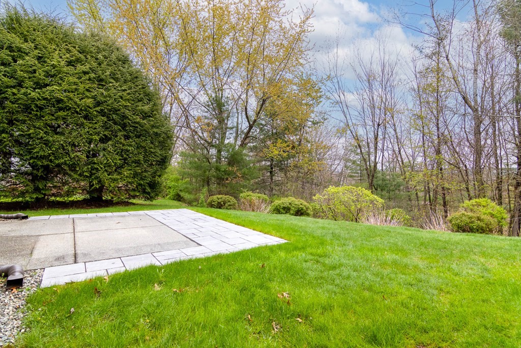 404 Ridgefield Circle, Unit A Clinton, MA 01510 - Photo 23 of 31 Gallery Image 23