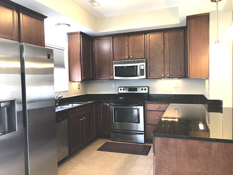 235 Regency Point Path Lexington, KY 40503 - Photo 7 of 15 Kitchen