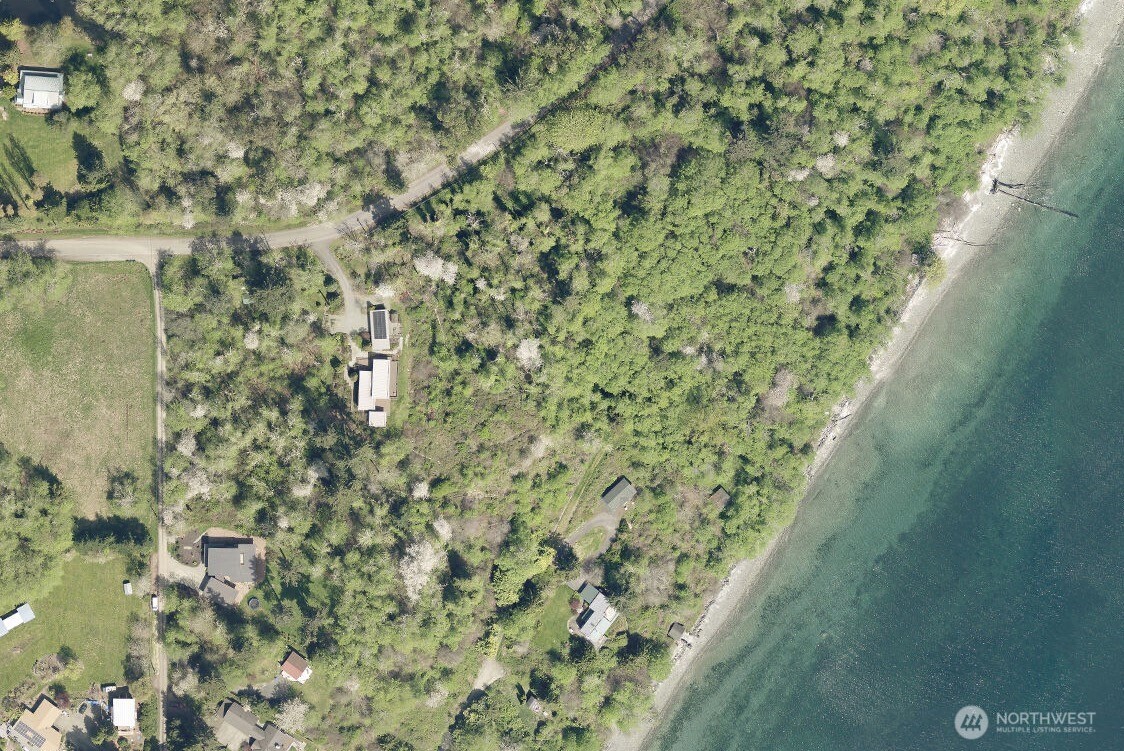 16515 86th Place Southwest Vashon, WA 98070 - Photo 2 of 2