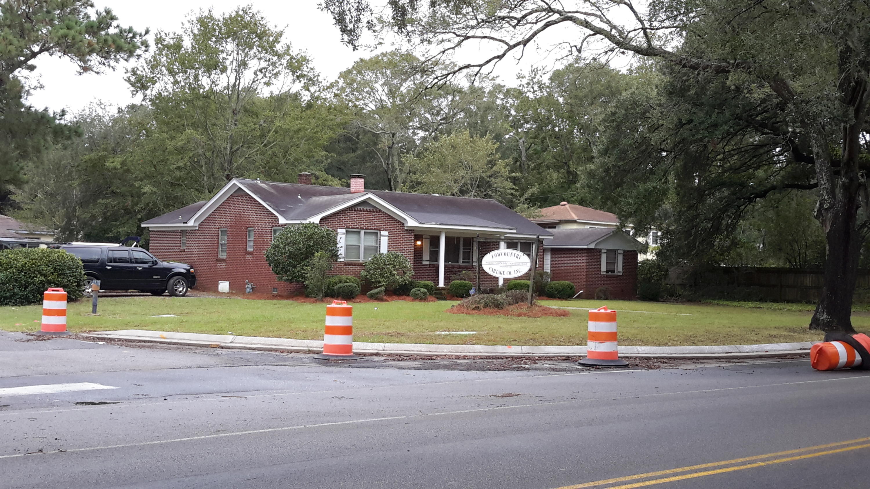 1623 Camp Road Charleston, SC 29412 - Photo 1 of 13 20171023_144628