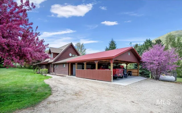 $1,498,000 | 6856 Highway 55, Horseshoe Bend, ID 83629