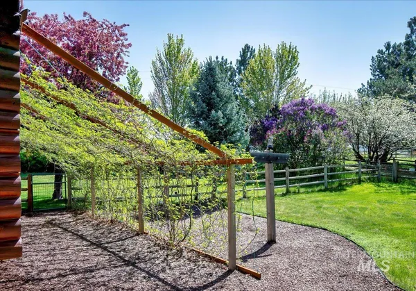 $1,498,000 | 6856 Highway 55, Horseshoe Bend, ID 83629