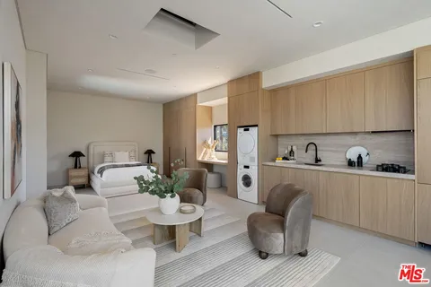 $16,995,000 | 528 Marguerita Avenue, Santa Monica, CA 90402