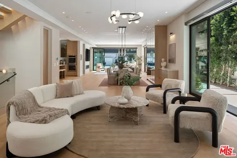 $16,995,000 | 528 Marguerita Avenue, Santa Monica, CA 90402