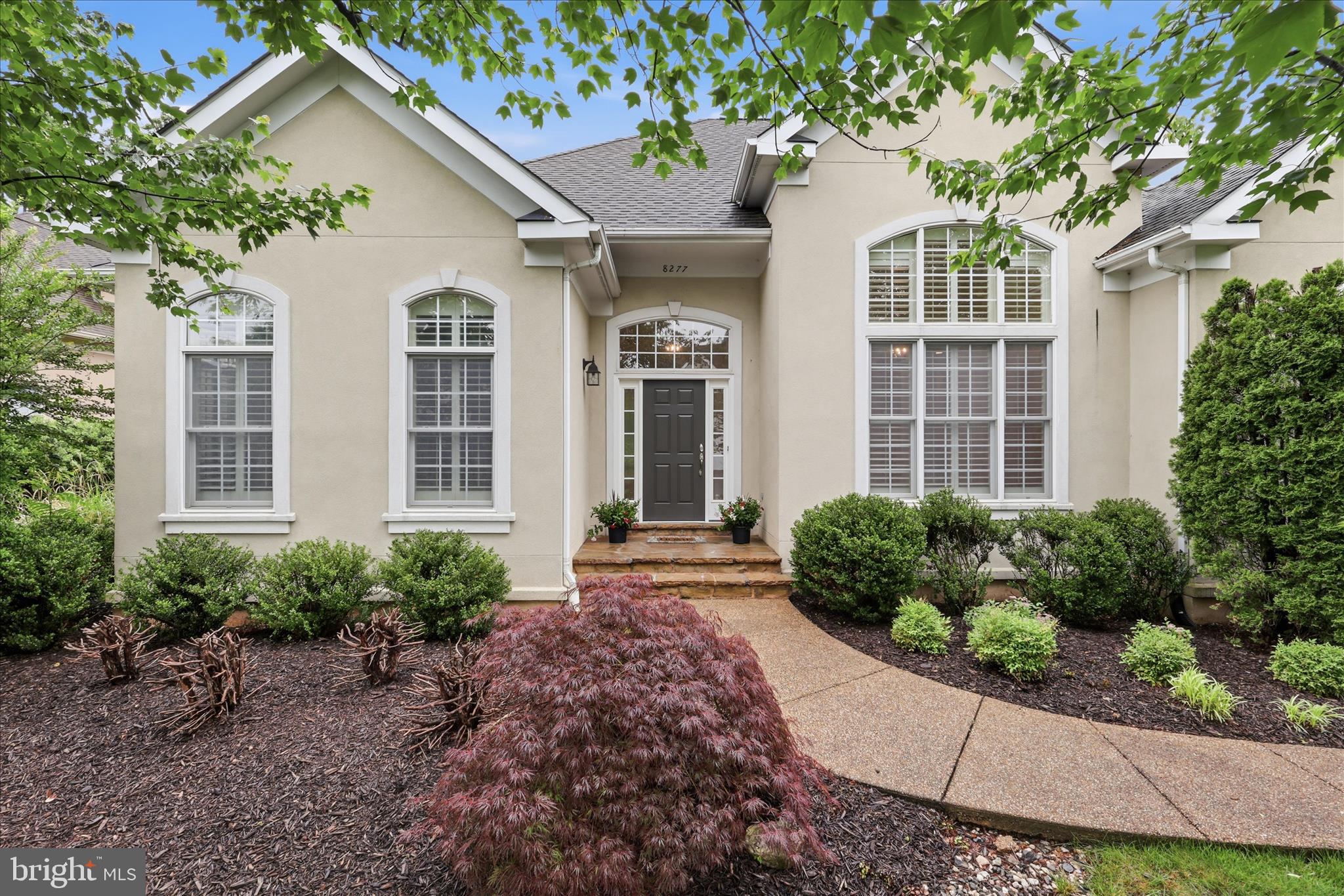 8277 Roxborough Loop Gainesville, VA 20155 - Photo 1 of 84 Lake Manassas Beauty!