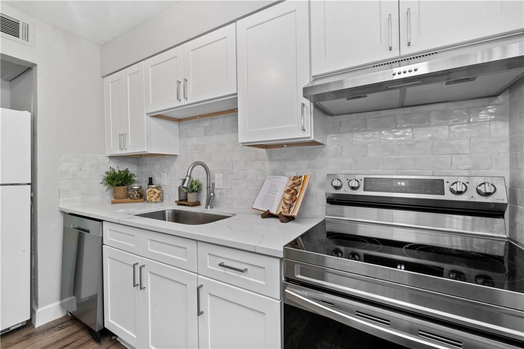 6700 Roswell Road, Unit 13A Sandy Springs, GA 30328 - Photo 9 of 20