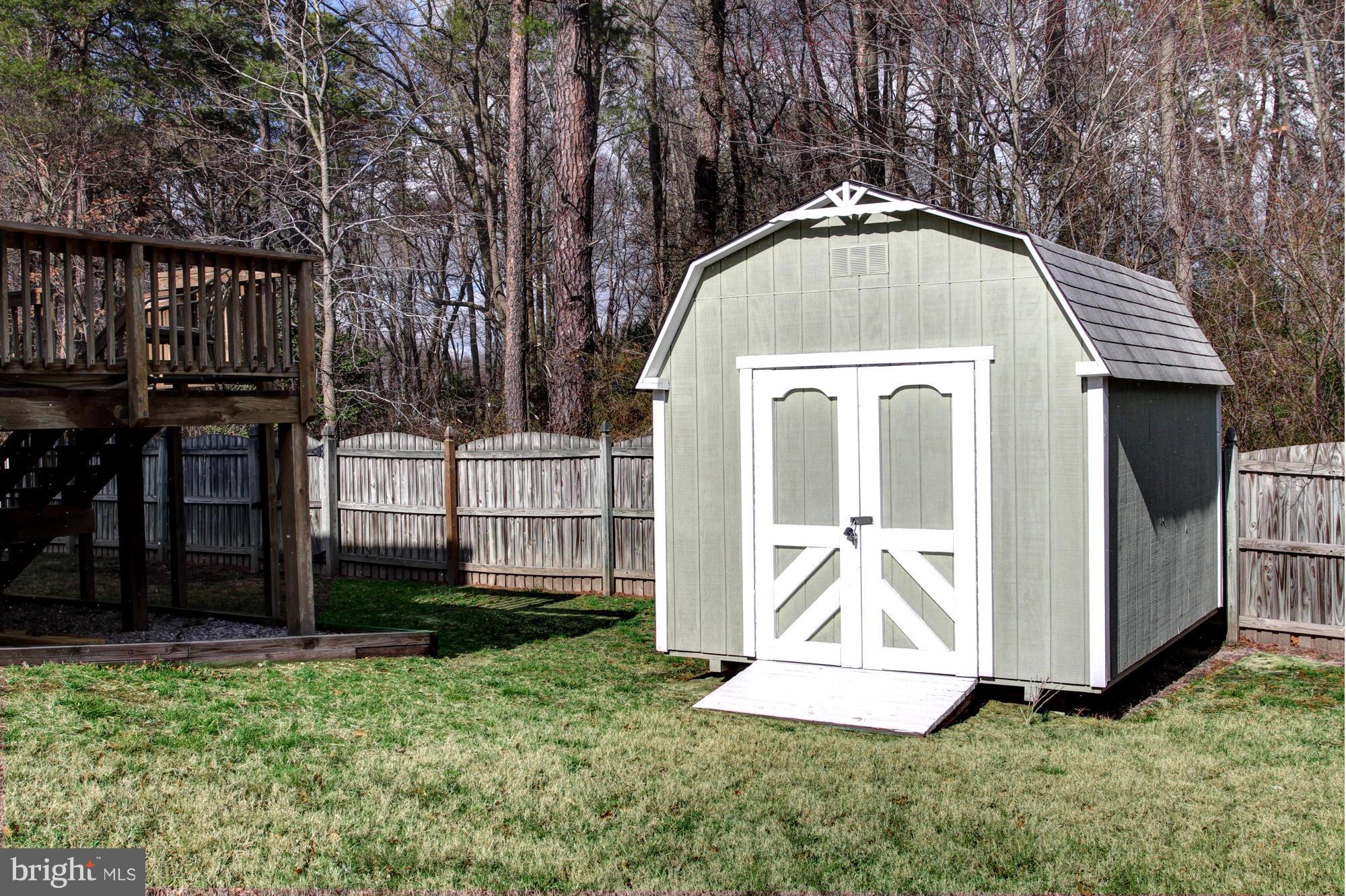 8036 Pine Ridge Road Pasadena, MD 21122 - Photo 25 of 27 Exterior (General)
