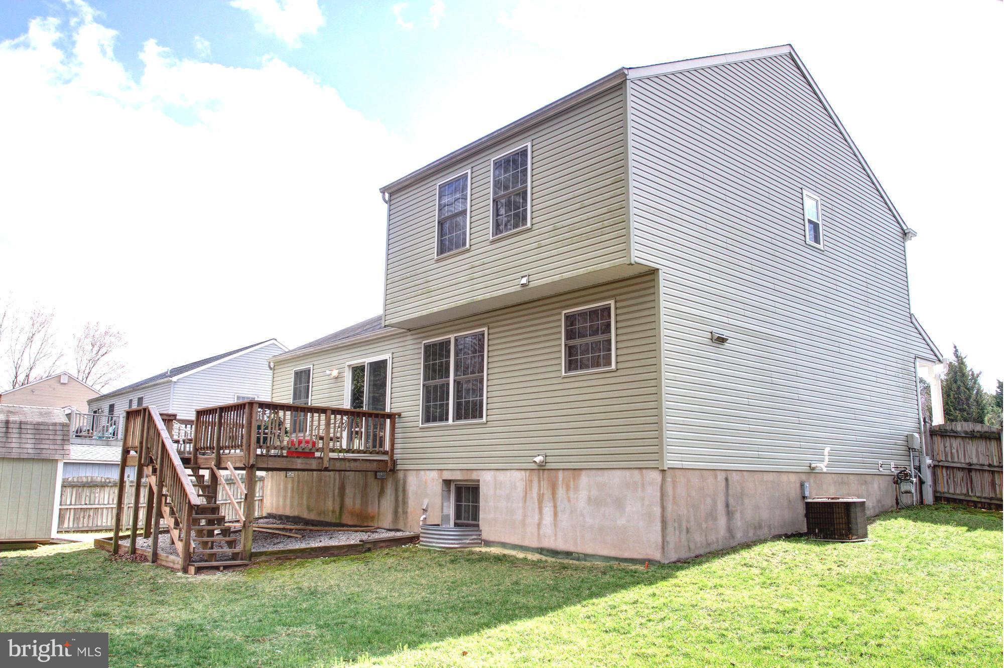8036 Pine Ridge Road Pasadena, MD 21122 - Photo 26 of 27 Exterior (Rear)