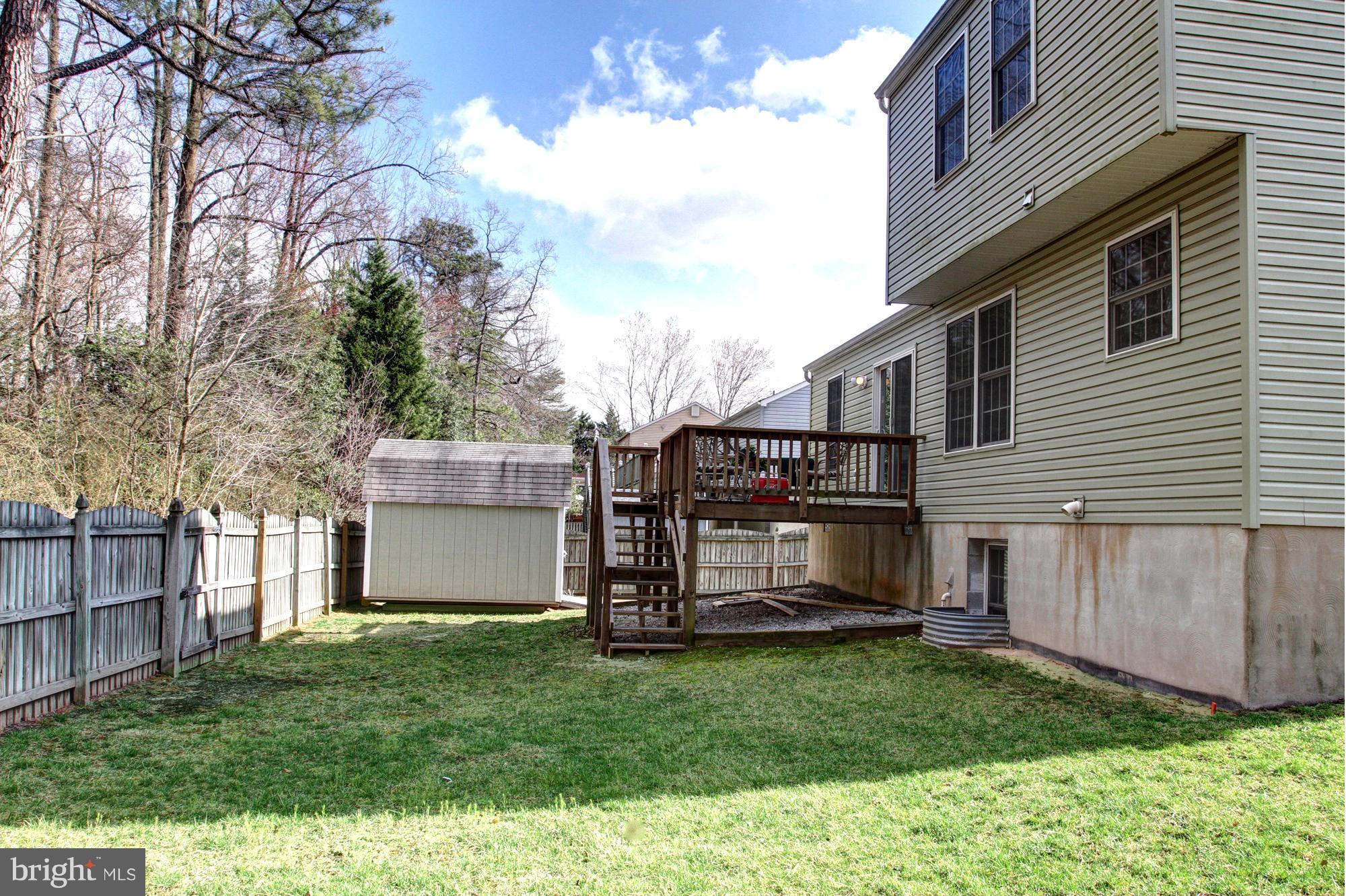 8036 Pine Ridge Road Pasadena, MD 21122 - Photo 27 of 27 Exterior (Rear)