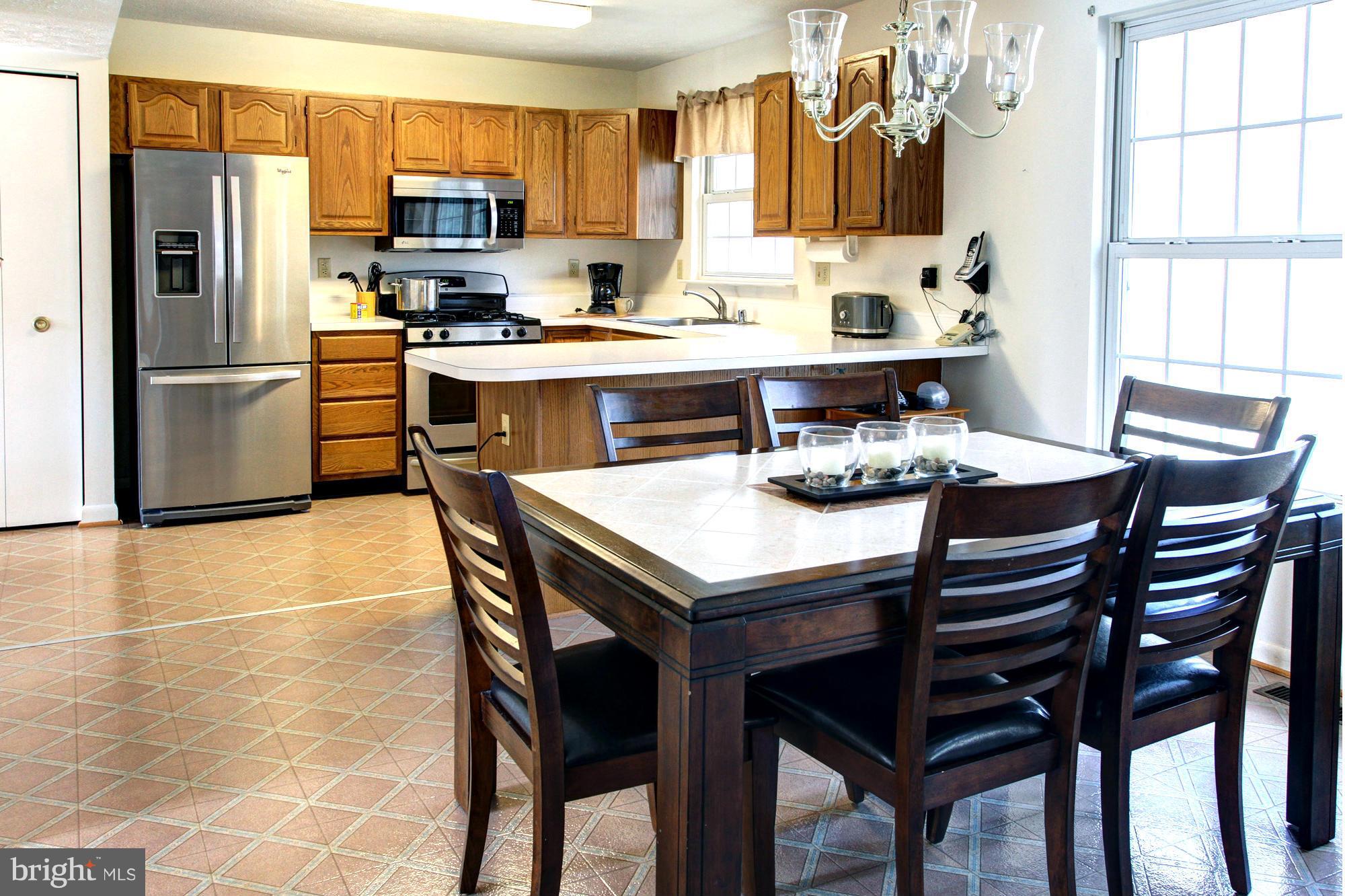 8036 Pine Ridge Road Pasadena, MD 21122 - Photo 8 of 27 Dining Room
