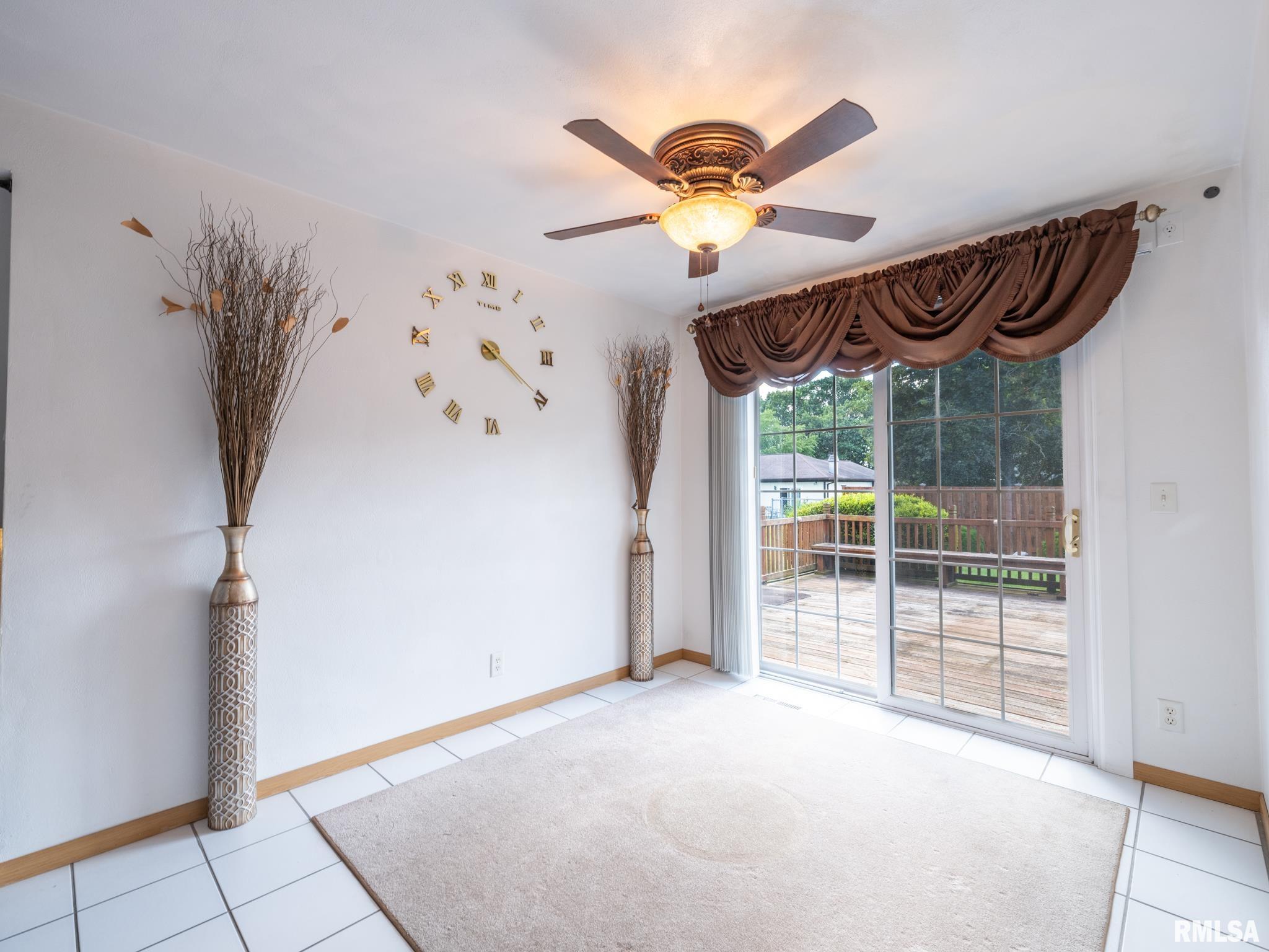 2721 North Rustic Ridge Drive Peoria, IL 61604 - Photo 14 of 52