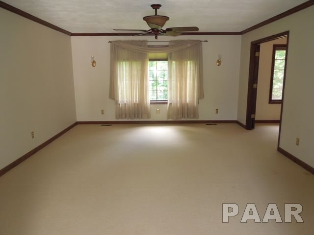 12005 North Hickory Grove Road Dunlap, IL 61525 - Photo 8 of 15 Gallery Image 8