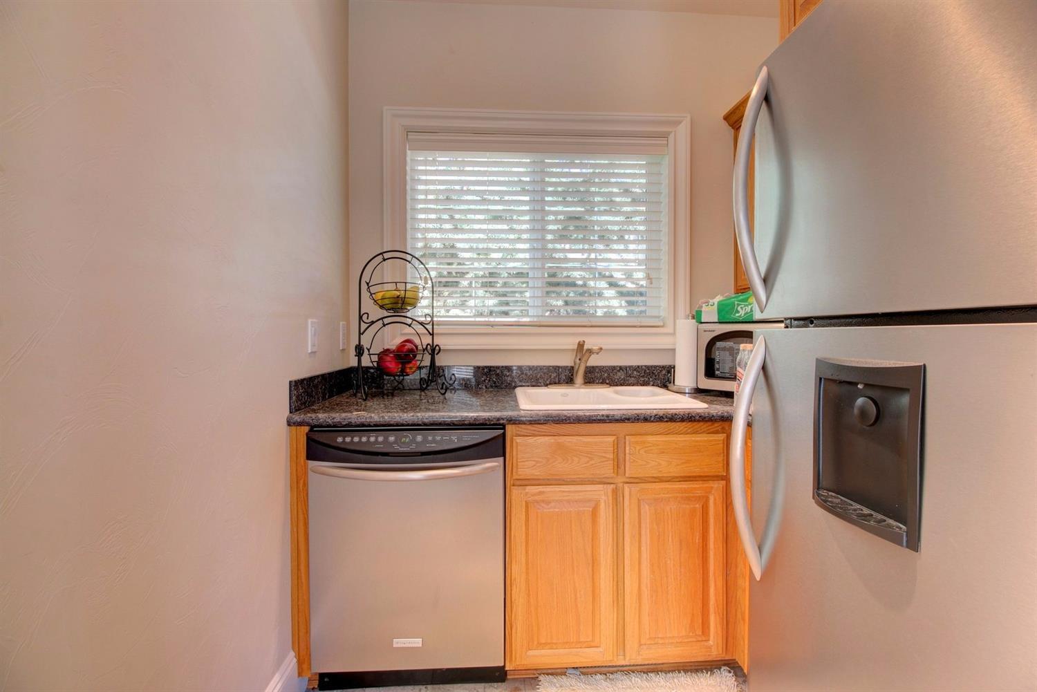 569 Grey Hawk Way Central Point, OR 97502 - Photo 34 of 35 Gallery Image 34