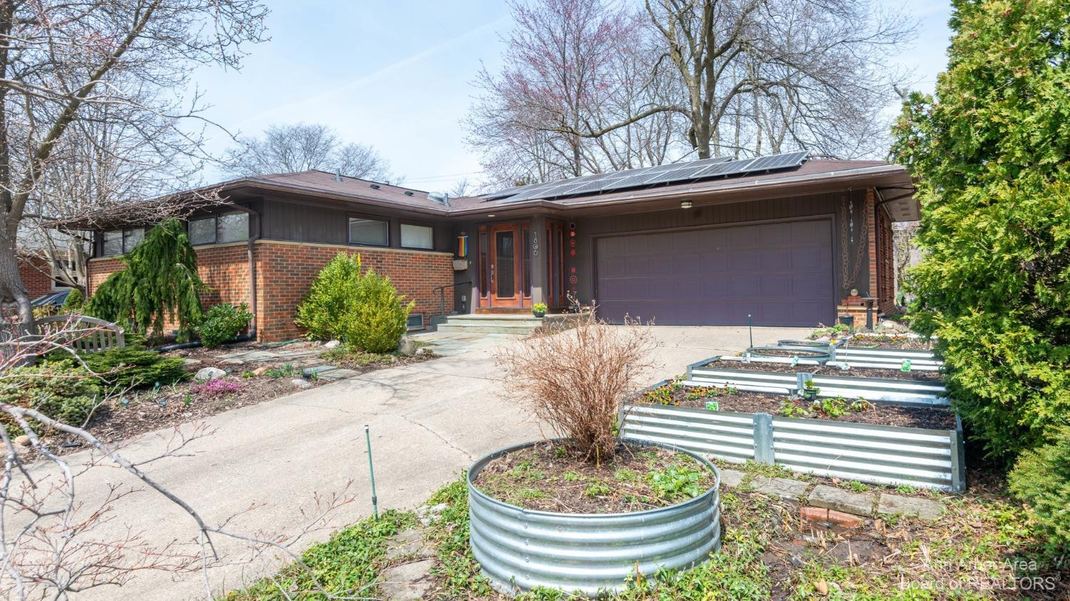 1806 Hanover Road Ann Arbor, MI 48103 - Photo 3 of 69 Photo 3