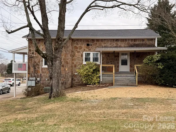 $1,250 | 2506 Connelly Springs Road, Granite Falls, NC 28630