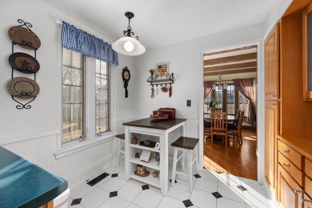 215 West Prospect Street Kewanee, IL 61443 - Photo 18 of 53 a kitchen with stainless steel appliances granite countertop a stove and a refrigerator