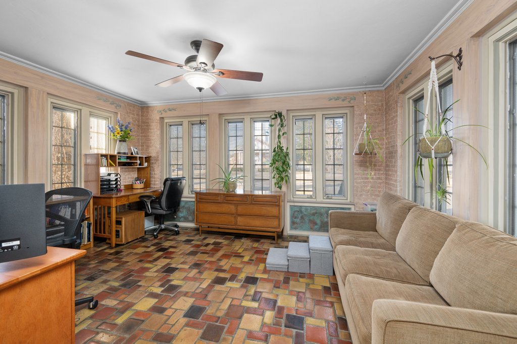 215 West Prospect Street Kewanee, IL 61443 - Photo 9 of 53 a living room with furniture and a window