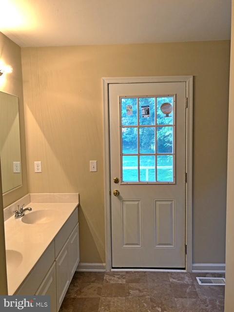 6382 Bozman Neavitt Road Neavitt, MD 21652 - Photo 15 of 18 Bath (Master)