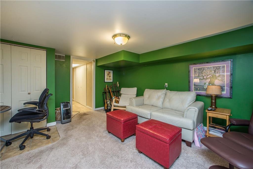 636 Highview Road Pittsburgh, PA 15234 - Photo 19 of 25