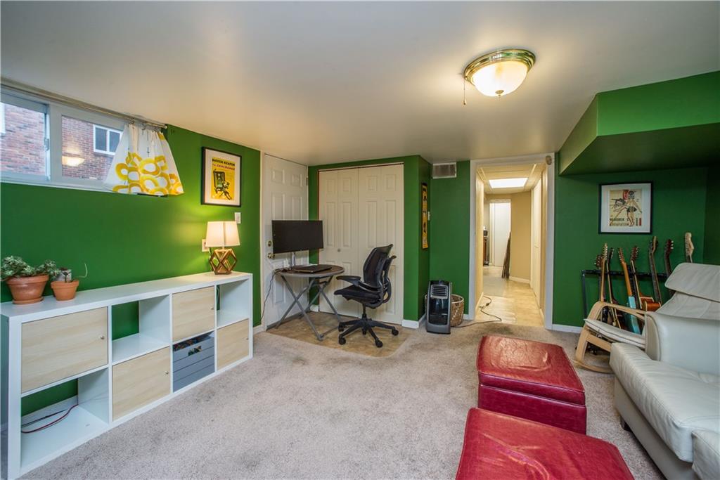 636 Highview Road Pittsburgh, PA 15234 - Photo 20 of 25