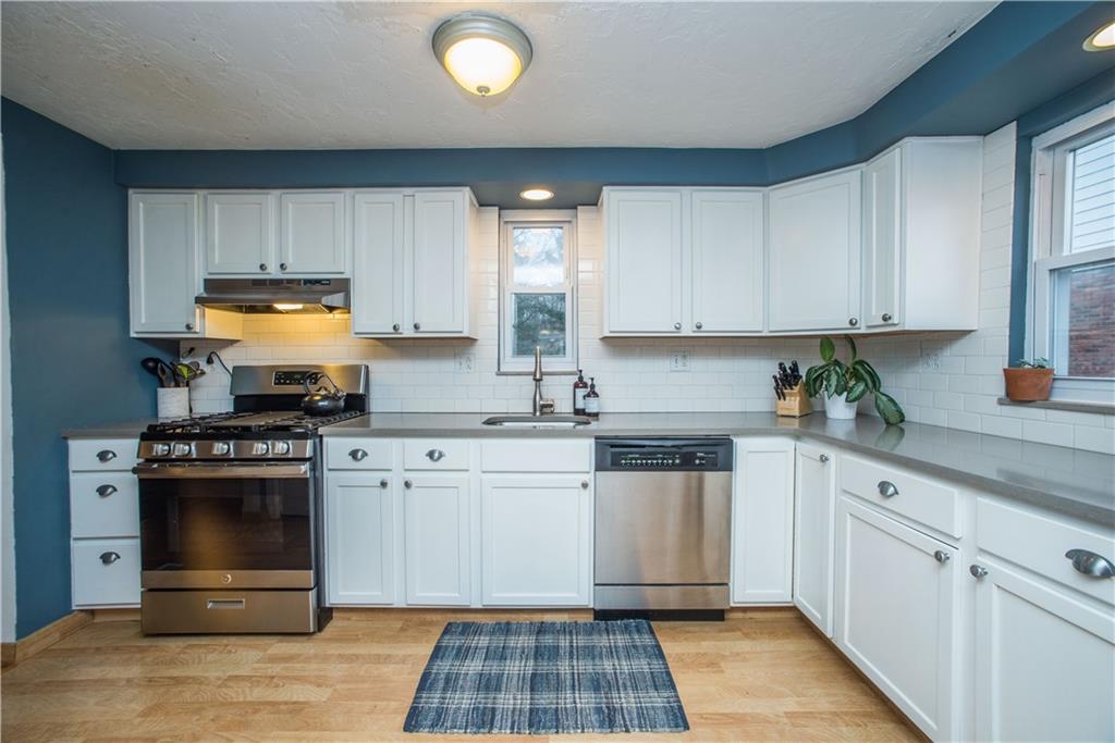 636 Highview Road Pittsburgh, PA 15234 - Photo 8 of 25