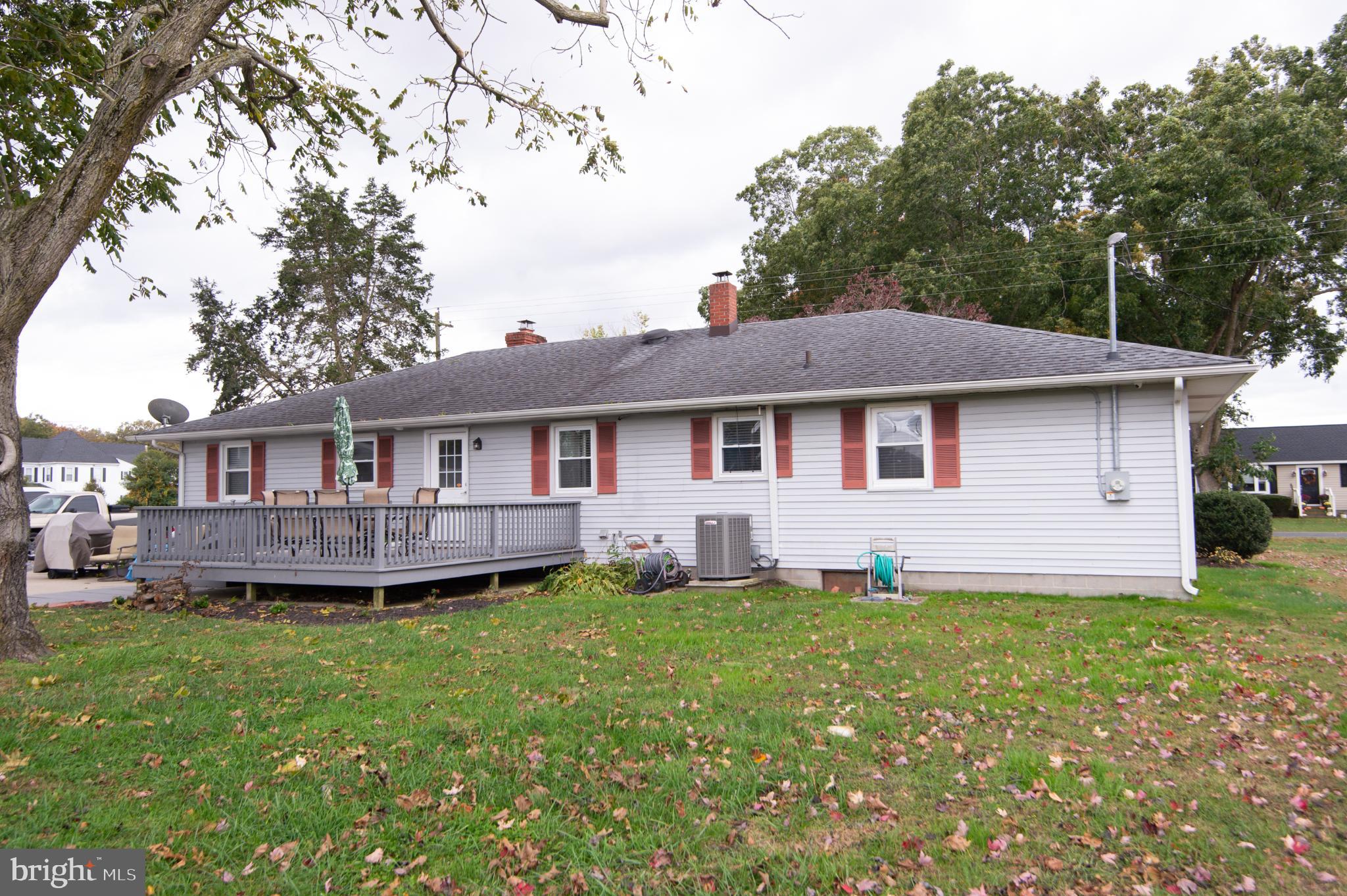 4909 Ravenwood Road Vienna, MD 21869 - Photo 23 of 27 Charming home with inviting outdoor space.