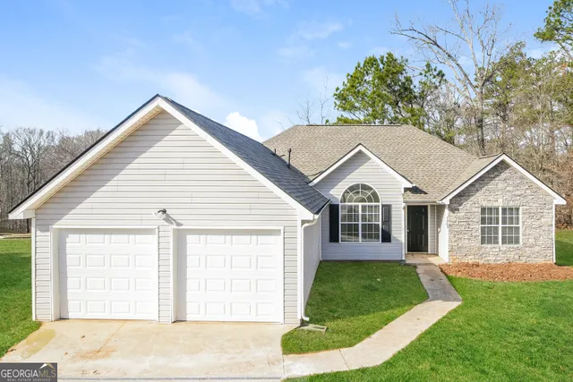 $1,945 | 3265 Trail Point, Douglasville, GA 30135