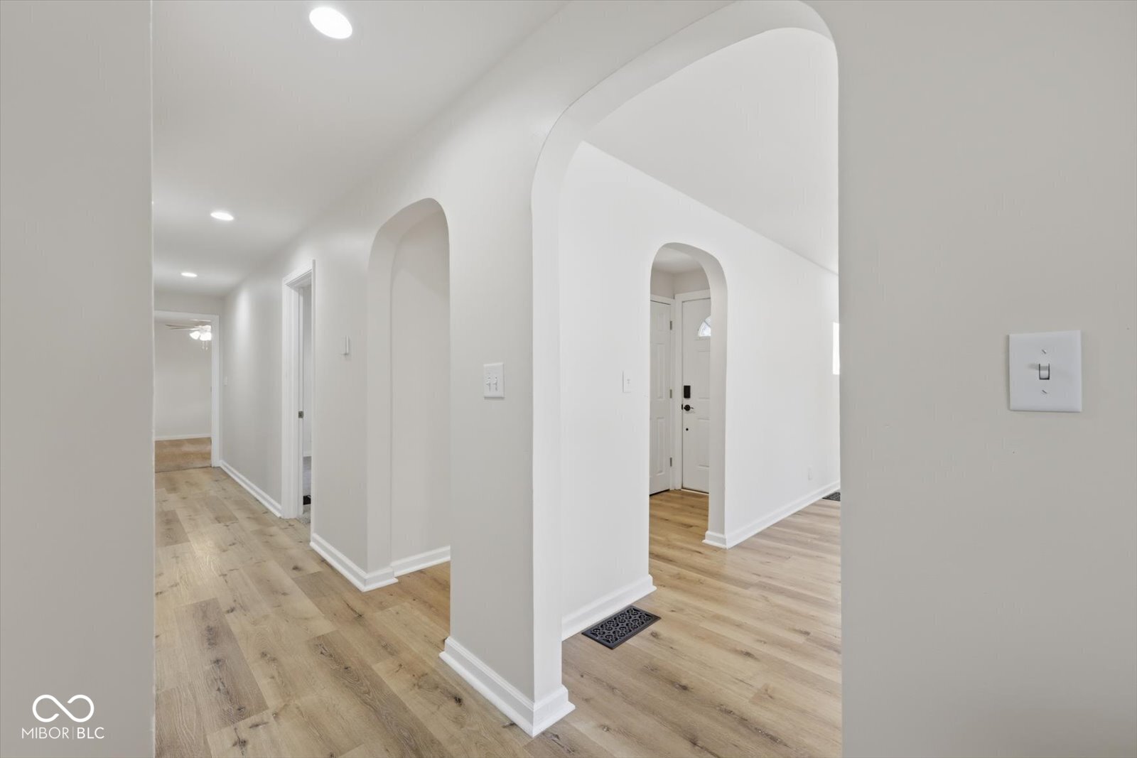 403 South Main Street Edinburgh, IN 46124 - Photo 16 of 41 Gallery Image 16