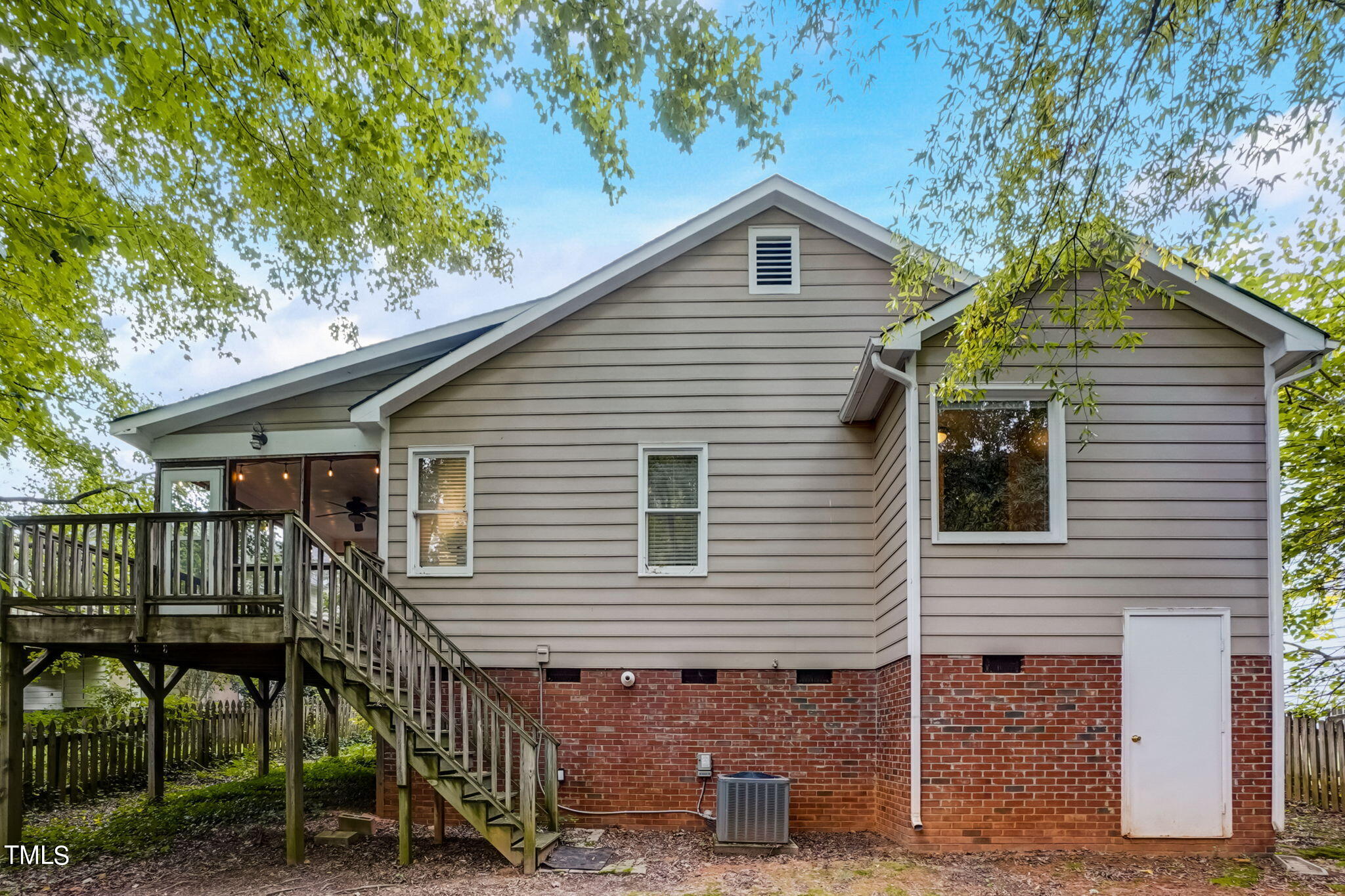 4309 Fathom Court Raleigh, NC 27606 - Photo 34 of 34 37-web-or-mls-Fathom Ct-037