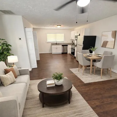 $1,749 | 7265 Mockingbird Trail, Riverdale, GA 30274