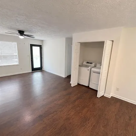 $1,749 | 7265 Mockingbird Trail, Riverdale, GA 30274