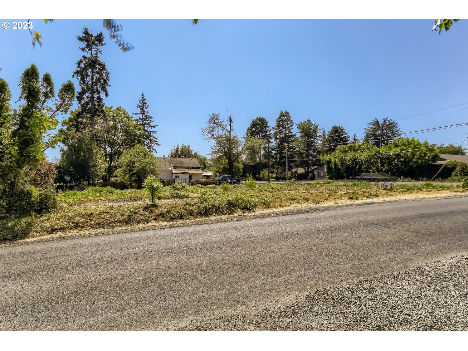 2700 Southwest 192nd Avenue Beaverton, OR 97003 - Photo 5 of 15 a view of a yard