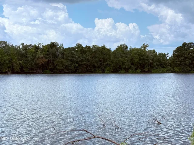 $2,462,400 | 190 Road Krotz Springs, Port Barre, LA 70577