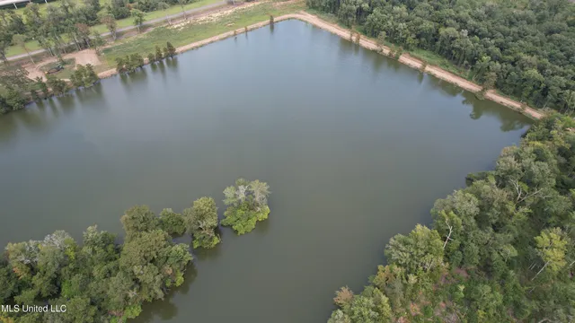$2,462,400 | 190 Road Krotz Springs, Port Barre, LA 70577