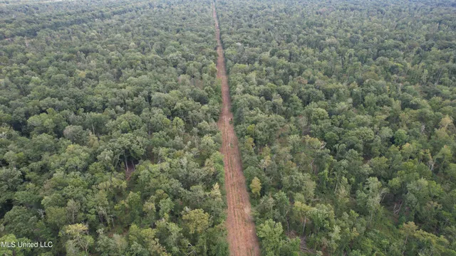 $2,462,400 | 190 Road Krotz Springs, Port Barre, LA 70577