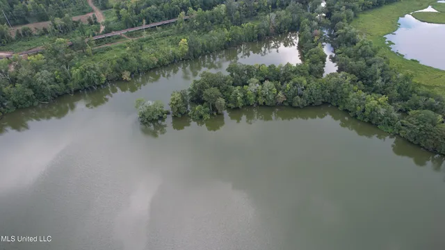 $2,462,400 | 190 Road Krotz Springs, Port Barre, LA 70577