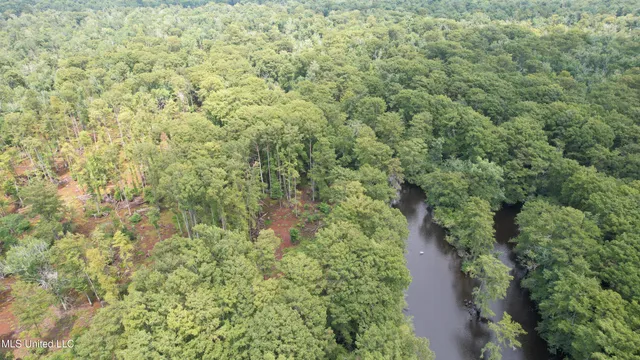 $2,462,400 | 190 Road Krotz Springs, Port Barre, LA 70577