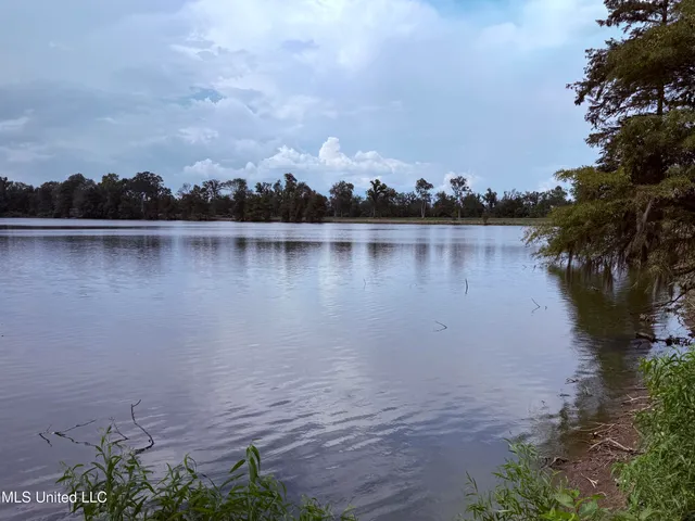 $2,462,400 | 190 Road Krotz Springs, Port Barre, LA 70577