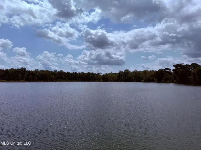 $2,462,400 | 190 Road Krotz Springs, Port Barre, LA 70577