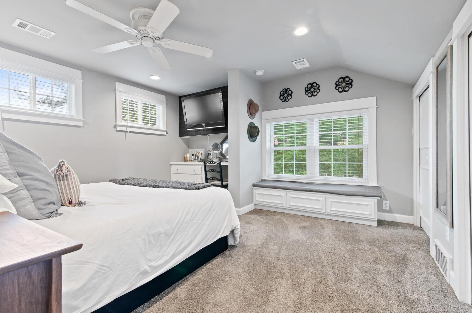 329 Chandler Street Romeo, MI 48065 - Photo 23 of 45 50113136-22.JPG
