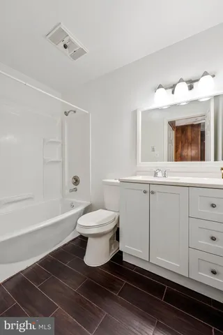 $720,000 | 1600 North Craig Street, Sterling, VA 20164