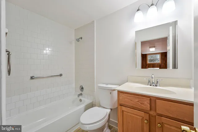 $720,000 | 1600 North Craig Street, Sterling, VA 20164