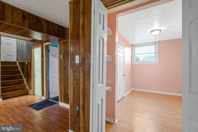 $720,000 | 1600 North Craig Street, Sterling, VA 20164