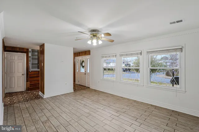 $720,000 | 1600 North Craig Street, Sterling, VA 20164